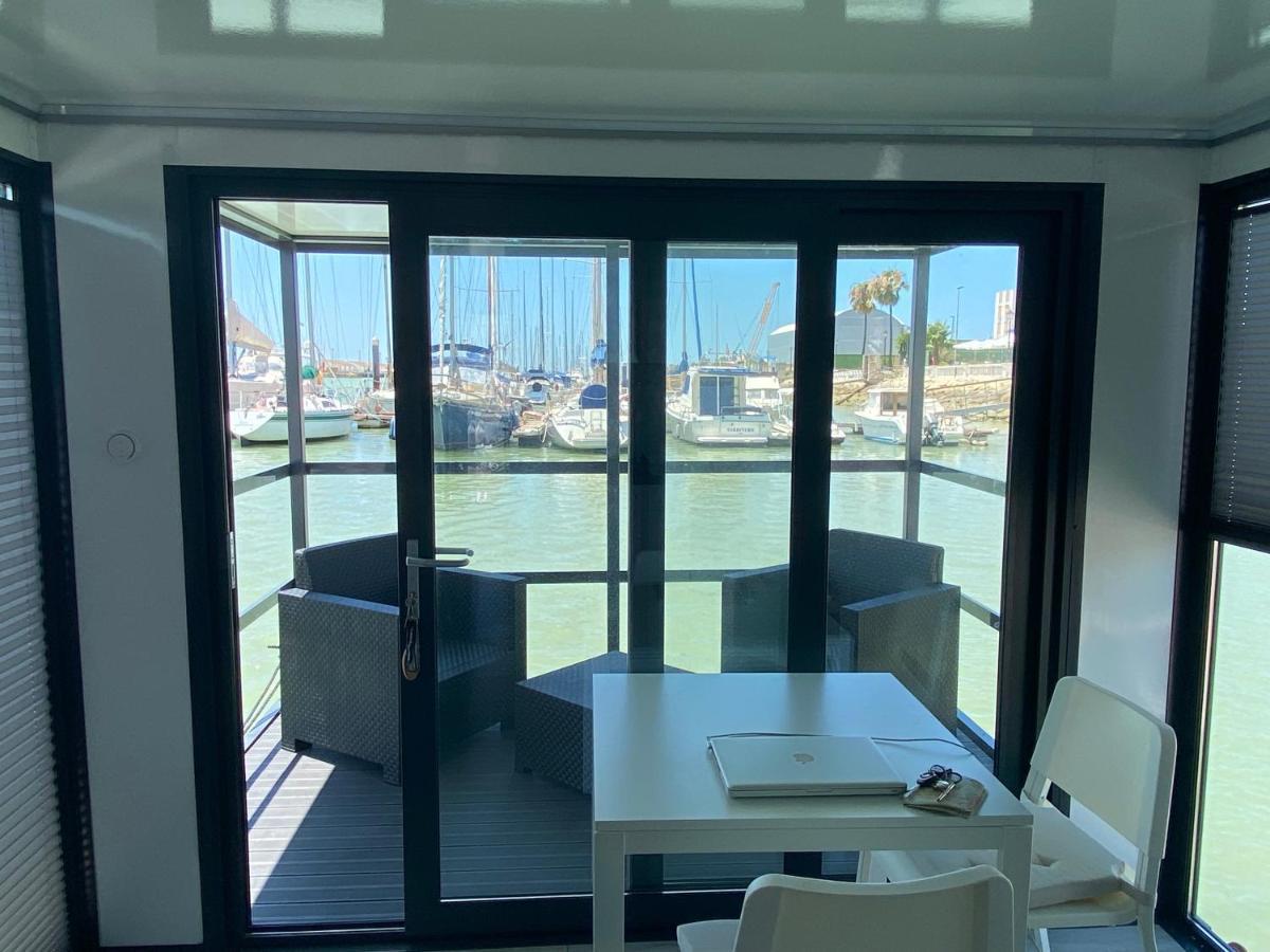 Готель Houseboat Cadiz El Puerto - Casa Flotante Ель-Пуерто-де-Санта-Марія Екстер'єр фото