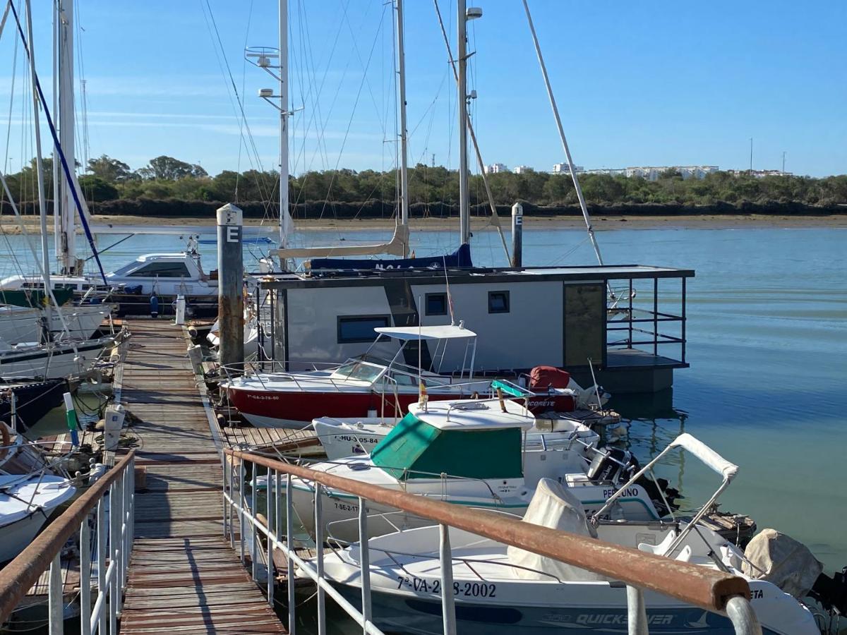 Готель Houseboat Cadiz El Puerto - Casa Flotante Ель-Пуерто-де-Санта-Марія Екстер'єр фото