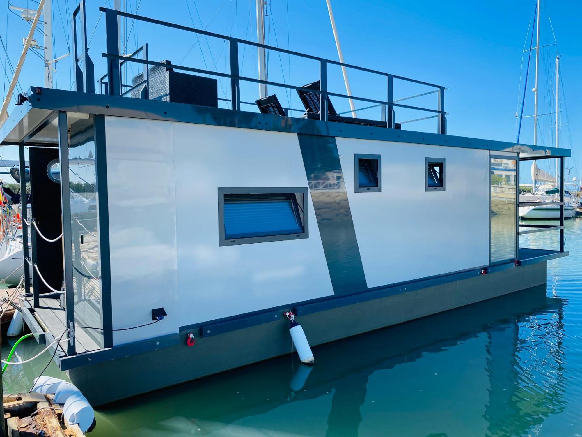 Готель Houseboat Cadiz El Puerto - Casa Flotante Ель-Пуерто-де-Санта-Марія Екстер'єр фото