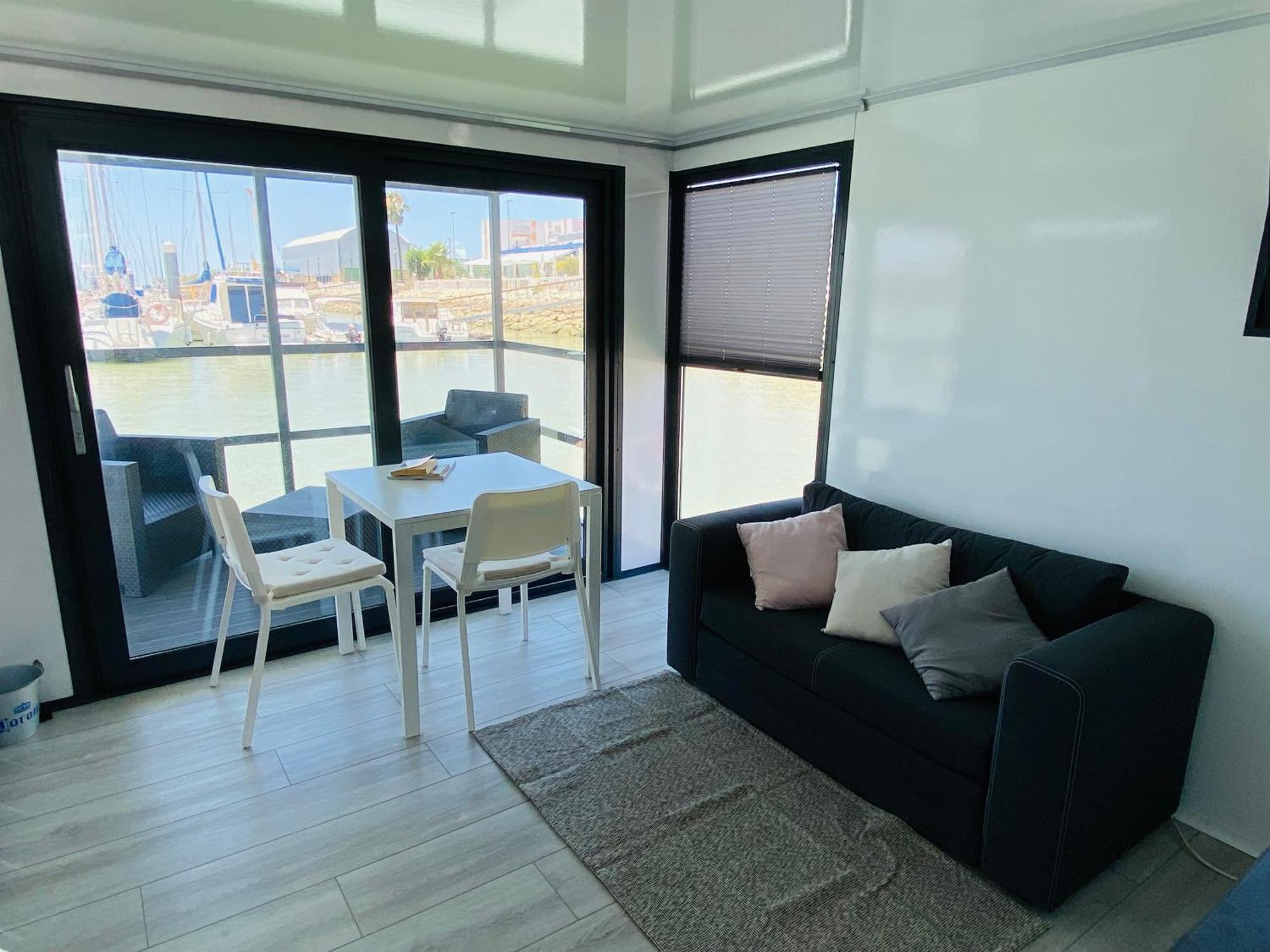 Готель Houseboat Cadiz El Puerto - Casa Flotante Ель-Пуерто-де-Санта-Марія Екстер'єр фото