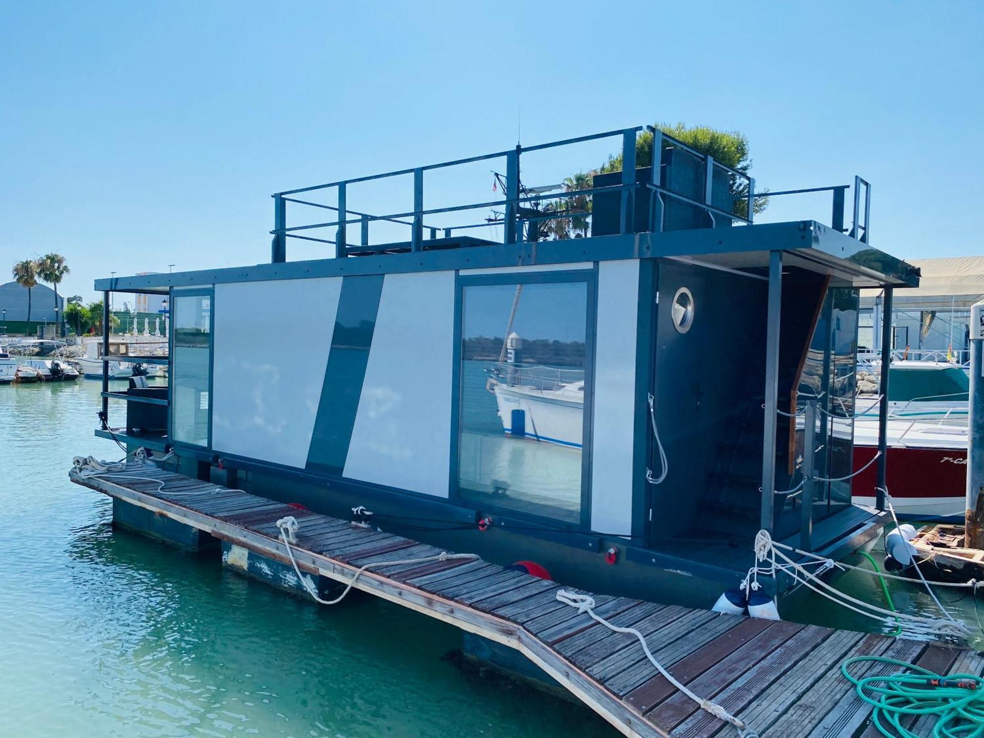 Готель Houseboat Cadiz El Puerto - Casa Flotante Ель-Пуерто-де-Санта-Марія Екстер'єр фото