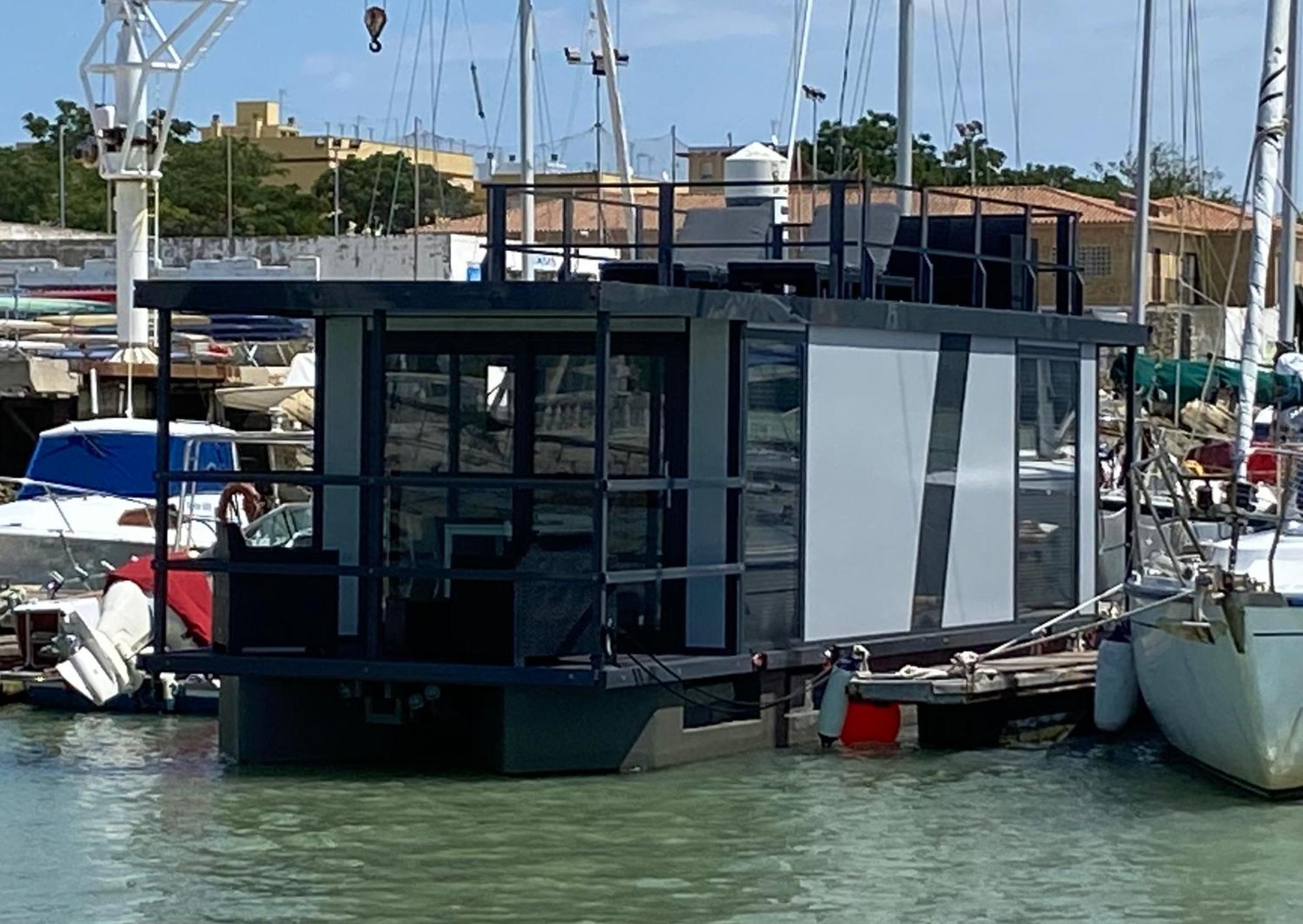 Готель Houseboat Cadiz El Puerto - Casa Flotante Ель-Пуерто-де-Санта-Марія Екстер'єр фото