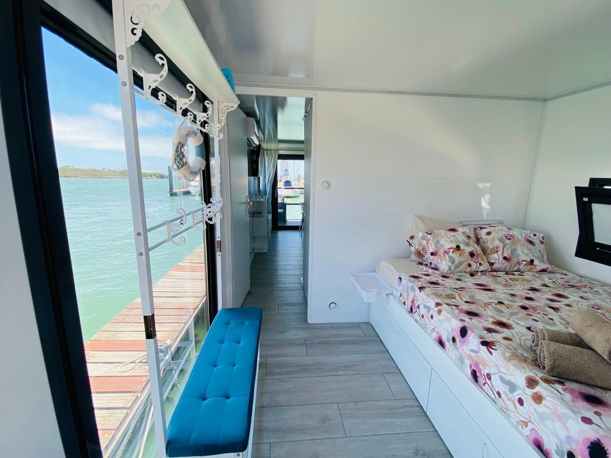 Готель Houseboat Cadiz El Puerto - Casa Flotante Ель-Пуерто-де-Санта-Марія Екстер'єр фото