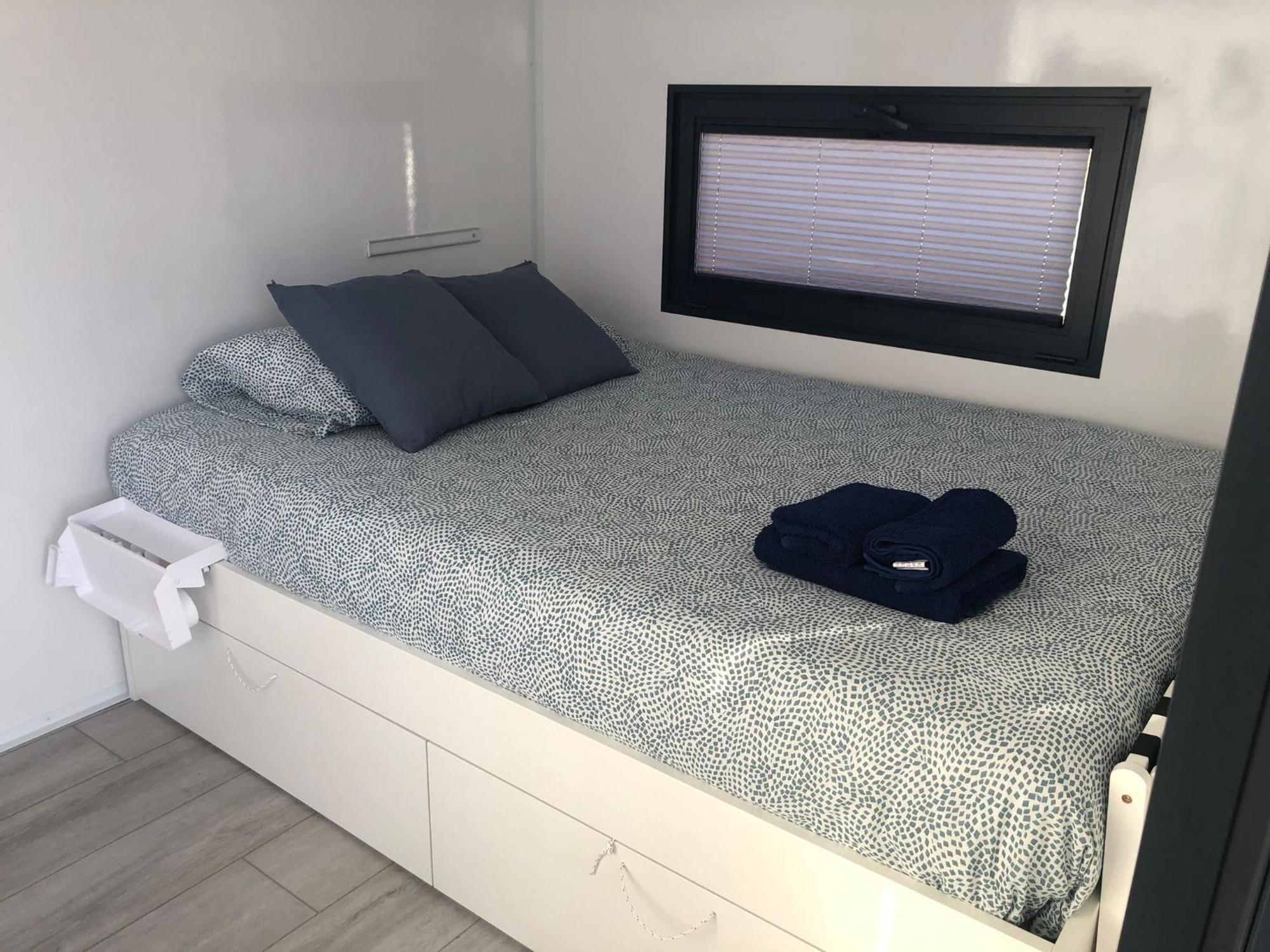Готель Houseboat Cadiz El Puerto - Casa Flotante Ель-Пуерто-де-Санта-Марія Екстер'єр фото